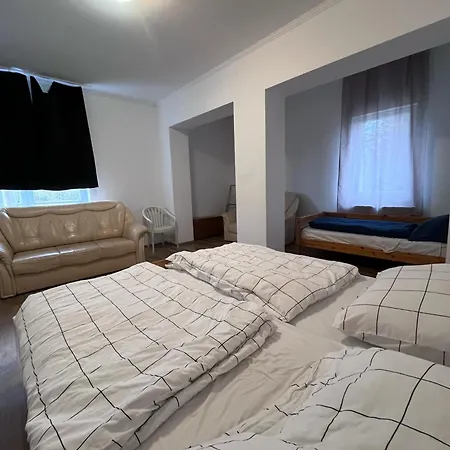 Arany Facan Apartament *
